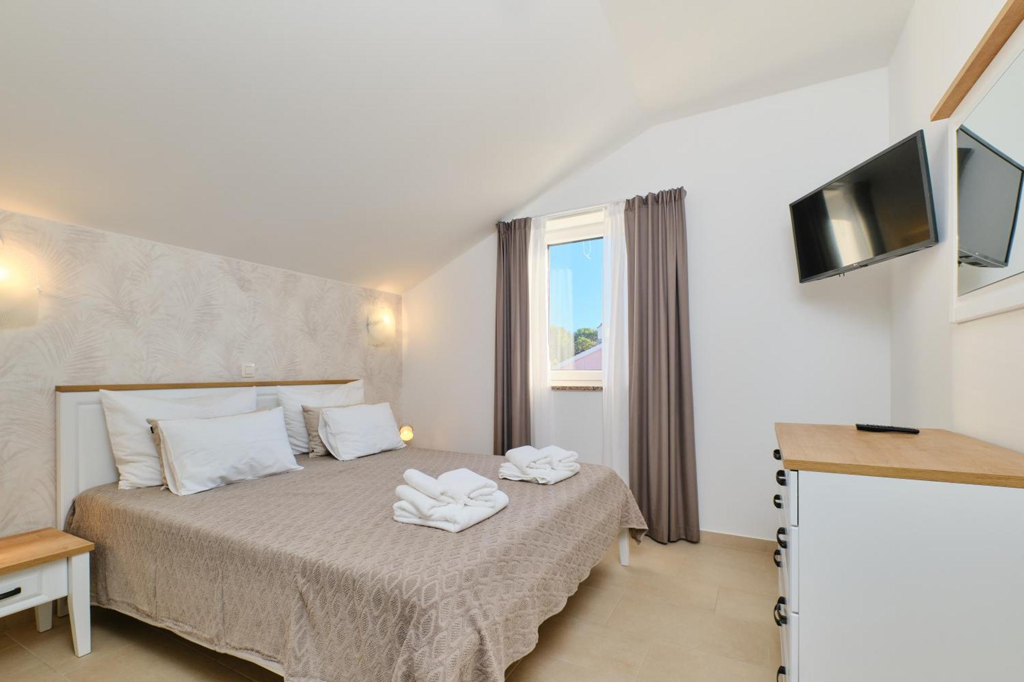 Apartments Divna Mali Lošinj Exterior foto